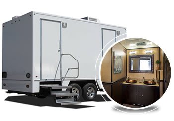 luxury restroom trailer